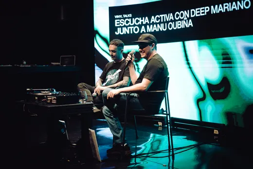 Vinyl talks